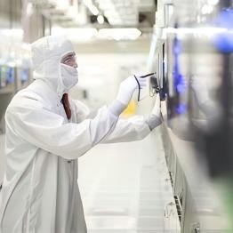 Exploring Wireless Communication in the IoT Landscape